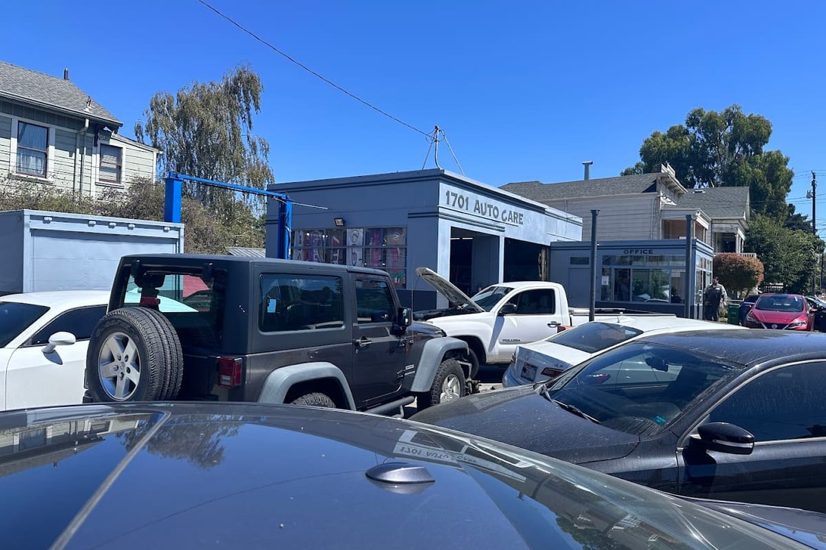 1701 Auto Care