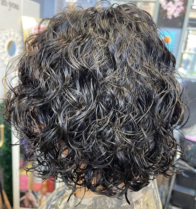 Baigal Salon