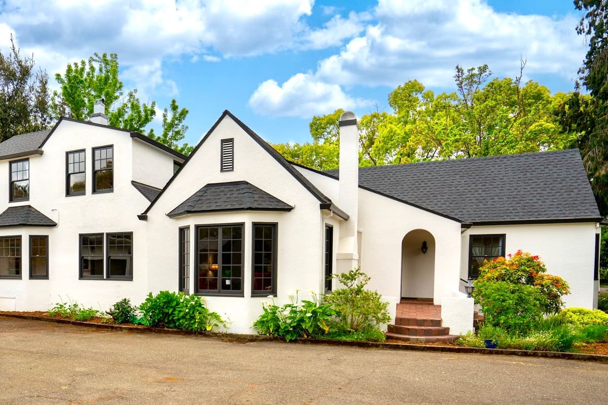 Berghof Realty