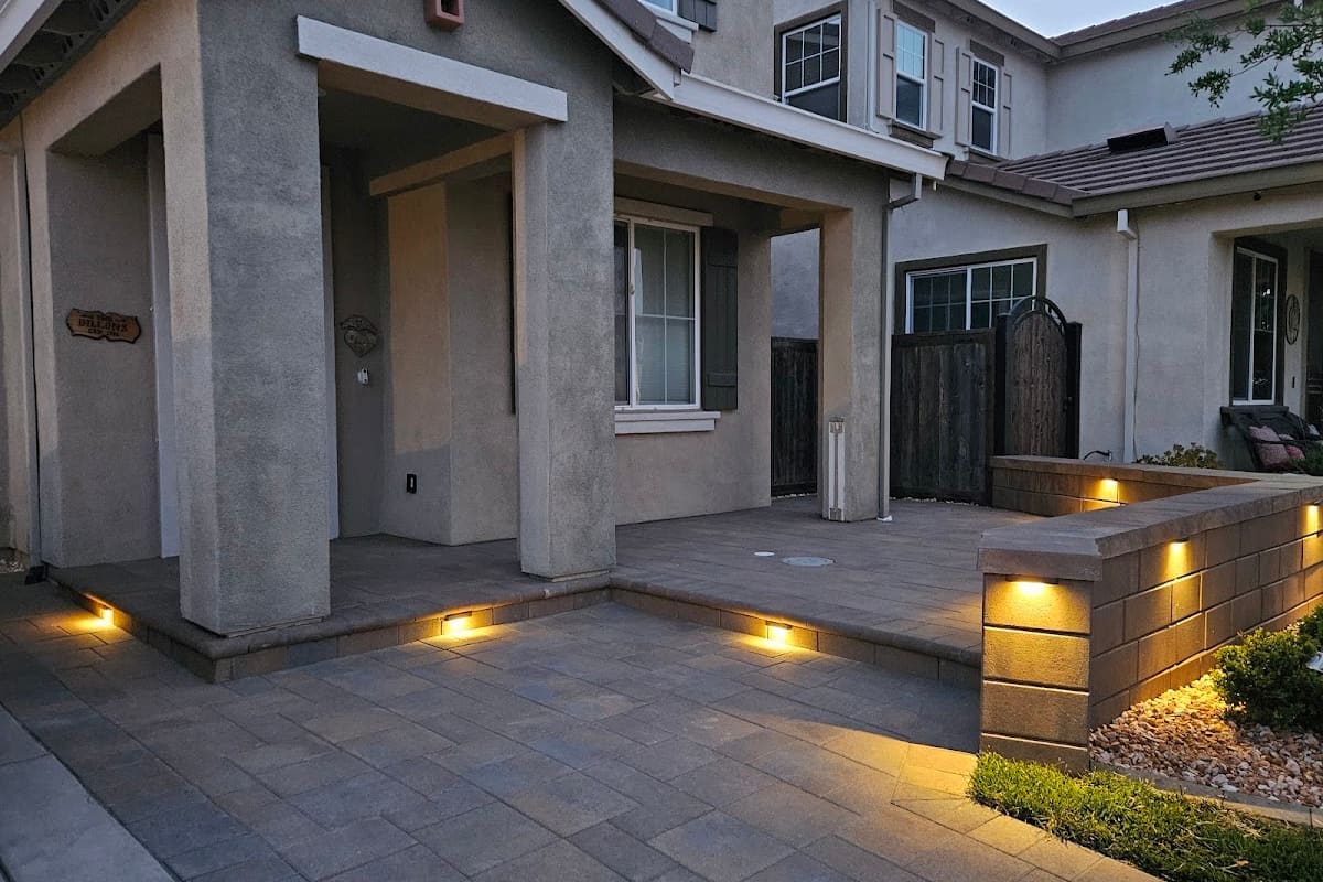 Black Diamond Paver Stones & Landscape, Inc.