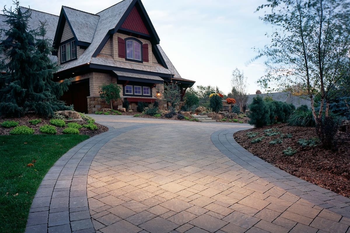 Black Diamond Paver Stones & Landscape, Inc.