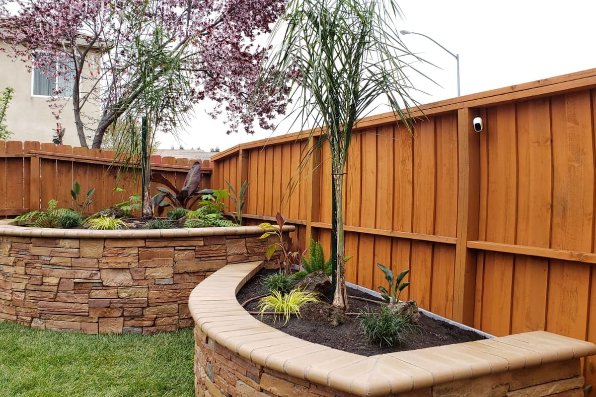 California Landscaping & Design Inc.