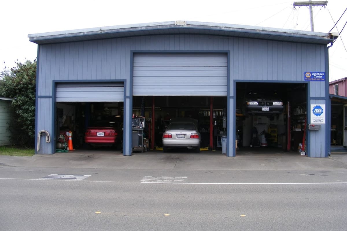 E & B Auto Repair