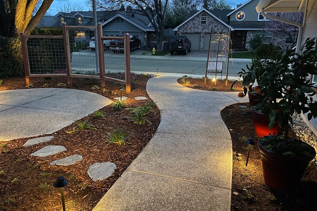 ESC LANDSCAPES, LLC