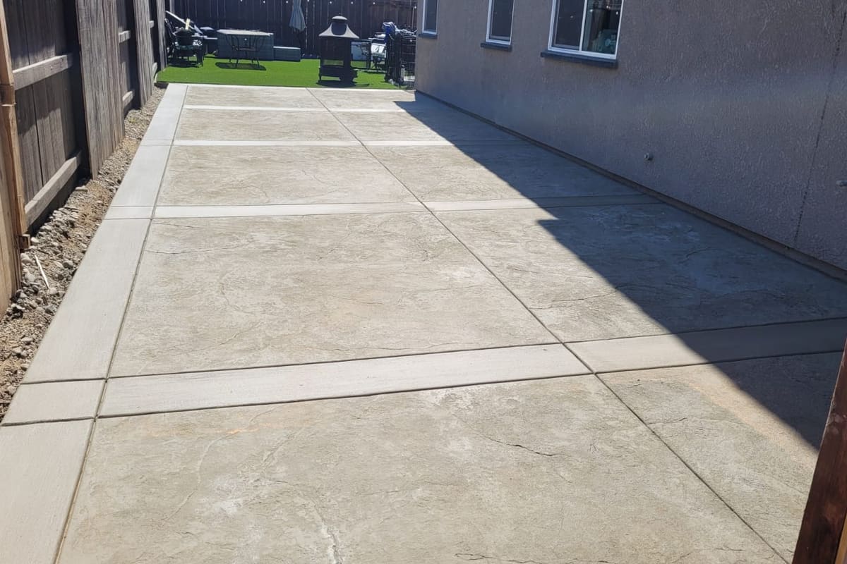 Esquivel Concrete Services