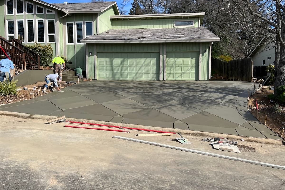 Everest Concrete, Inc.