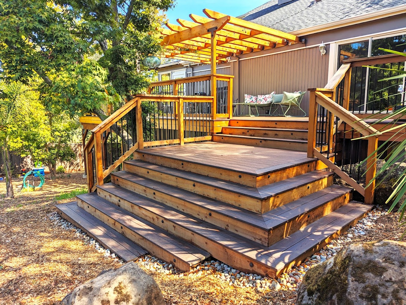 Farrar Construction: The Deck Specialist