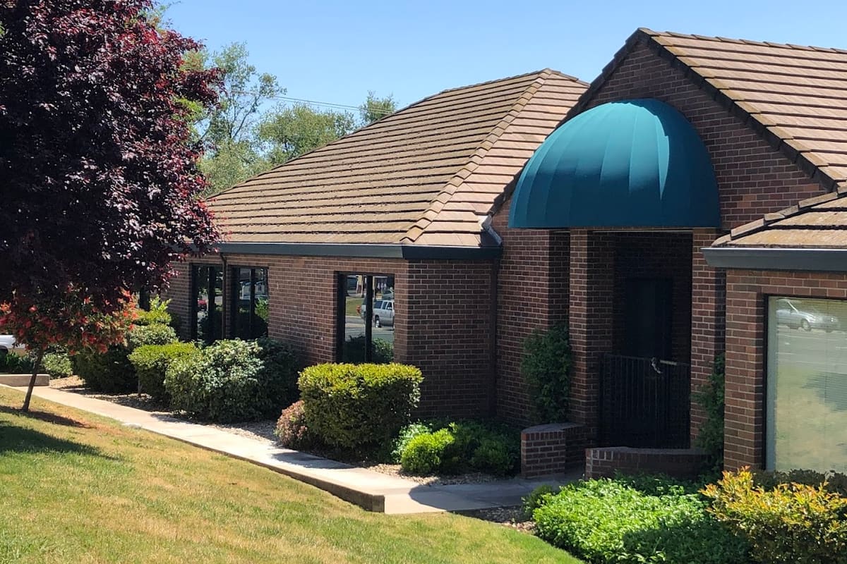 First Class Dental - Todd L Johnson DDS