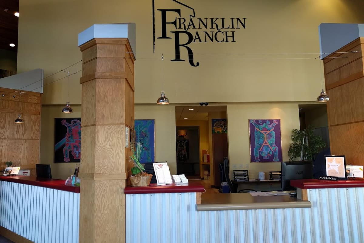 Franklin Ranch Pet Hospital and Hotel