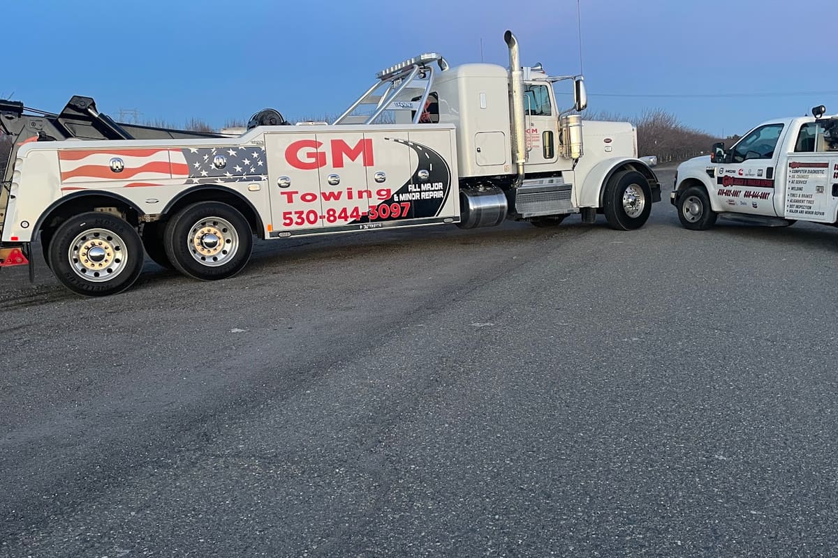 GM TRUCK AND TRAILER REPAIR / GM TOWING