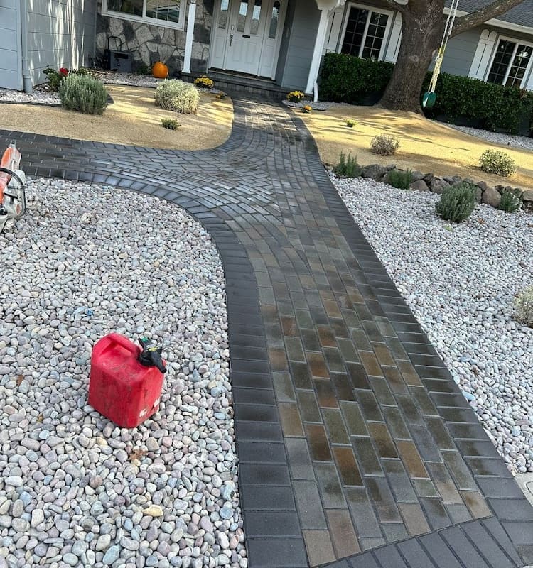 Guzmán landscaping