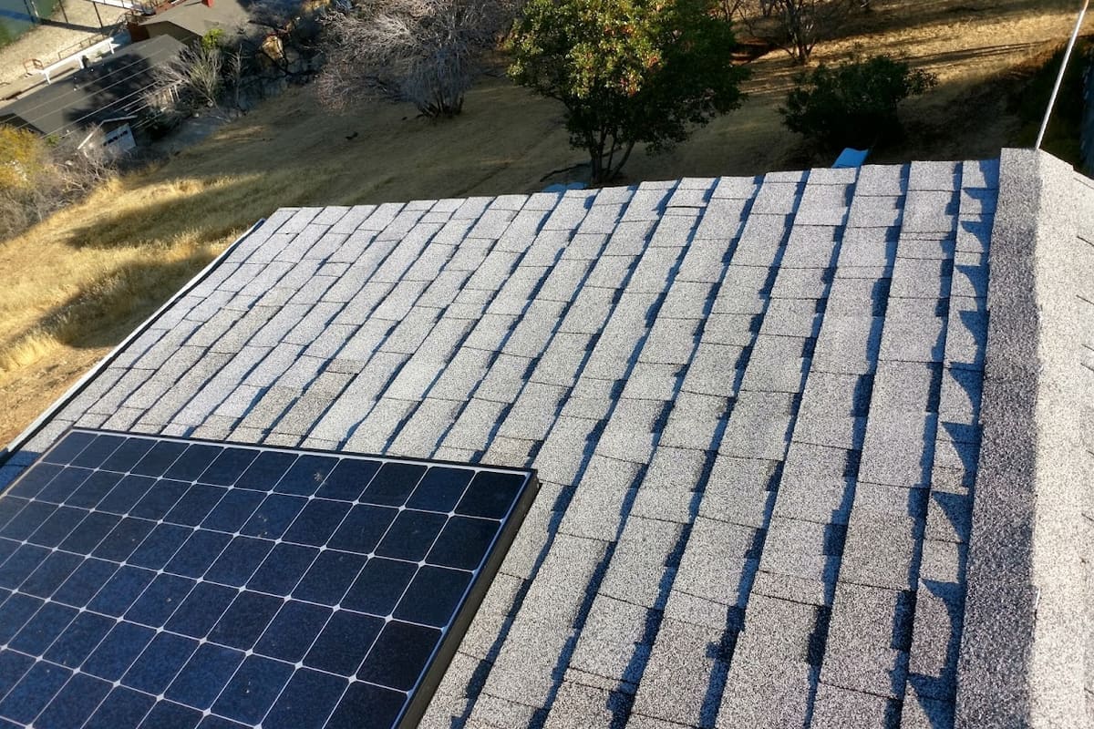 Humberto's Roofing
