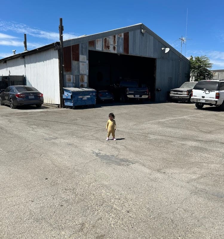 J&J Auto Body