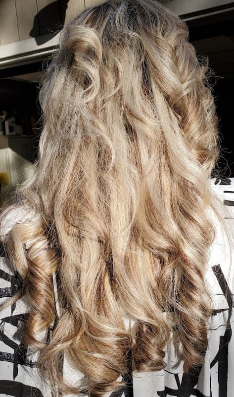 J J's Hair Design