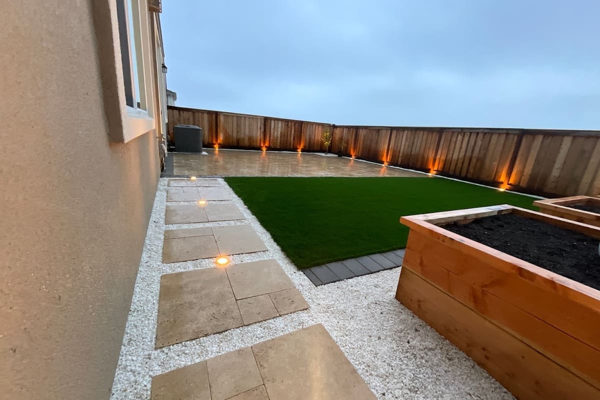 J Lomeli Landscaping CO.