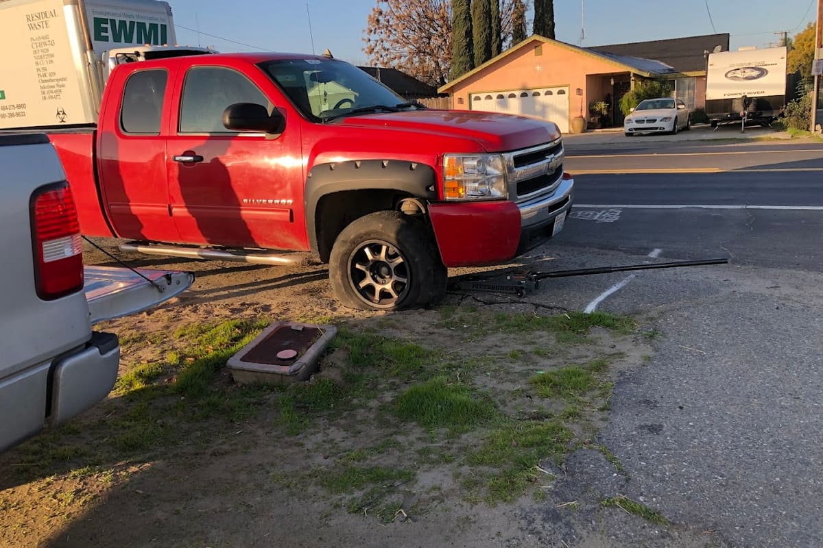 Jr’s Road Service
