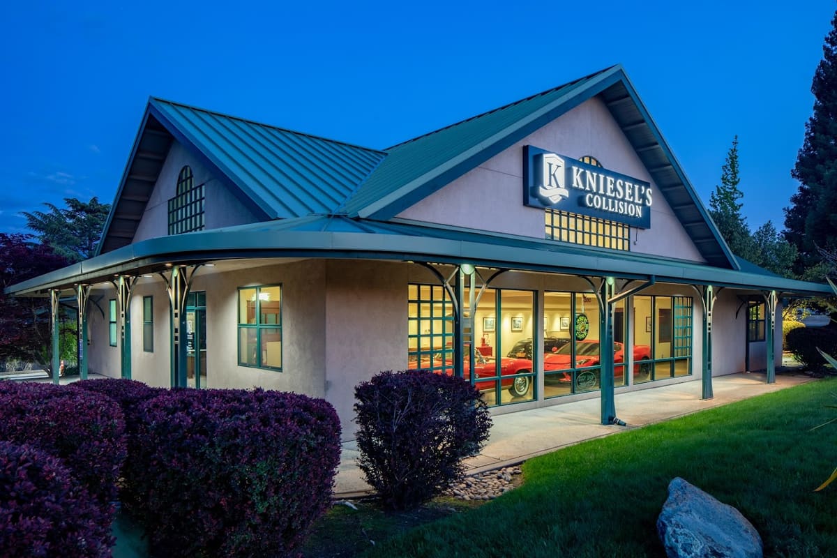 Kniesel's Collision - Auburn
