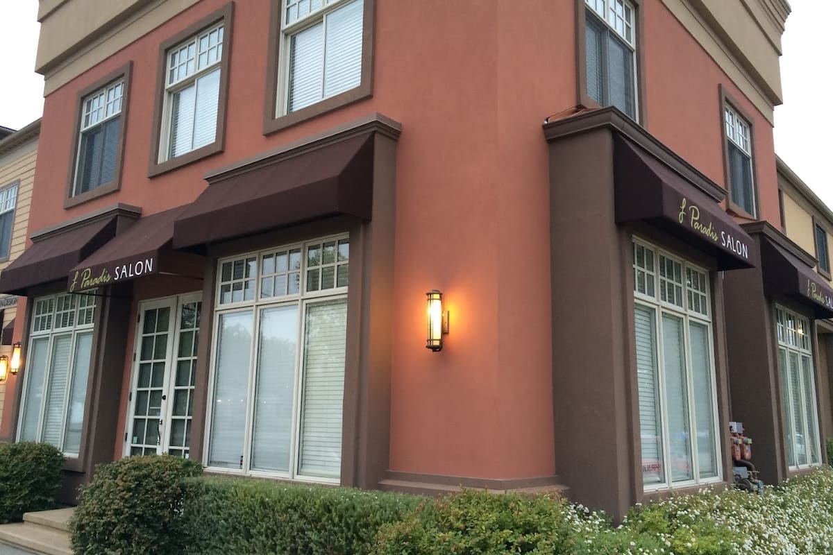 L Paradis Salon
