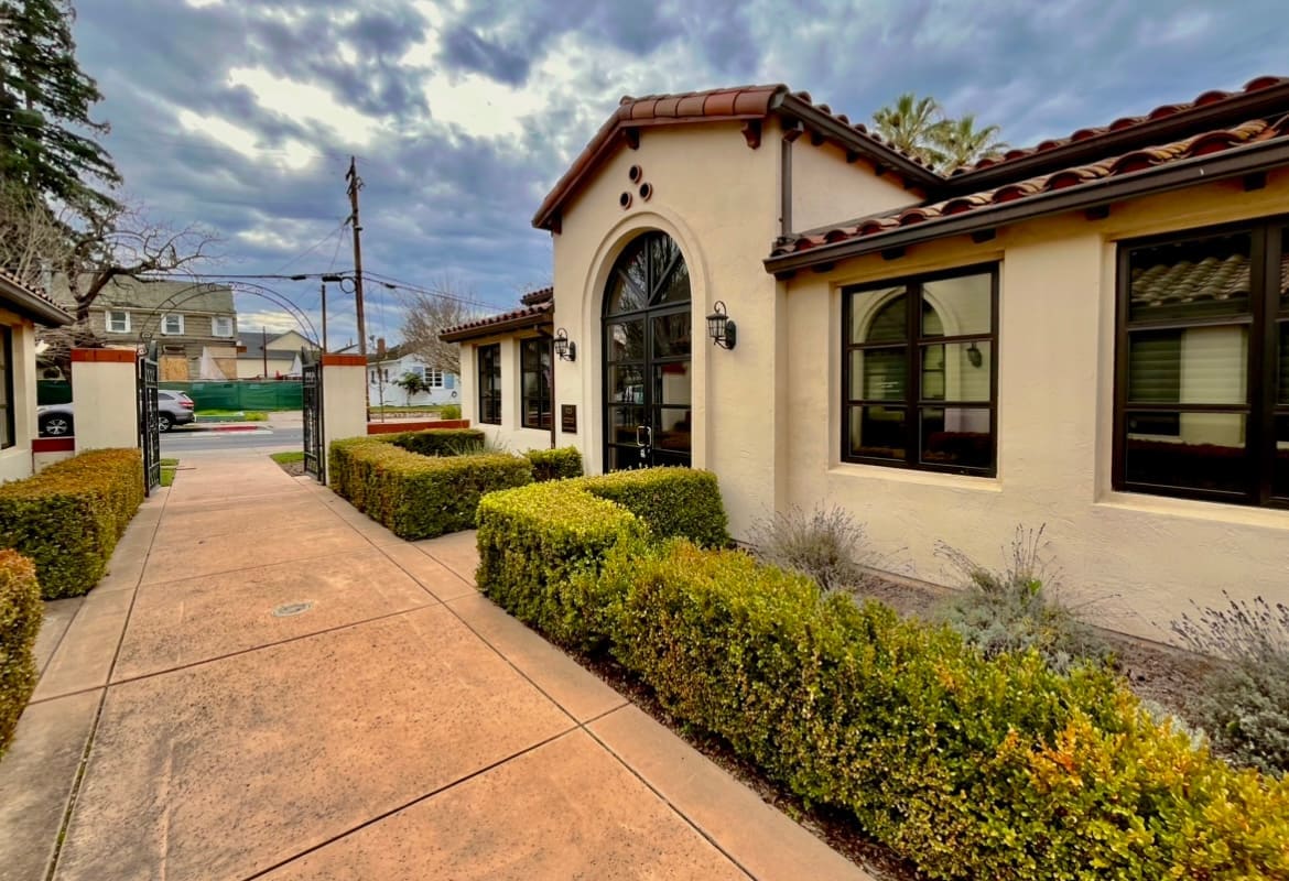 Law Offices of Connie Yi, PC