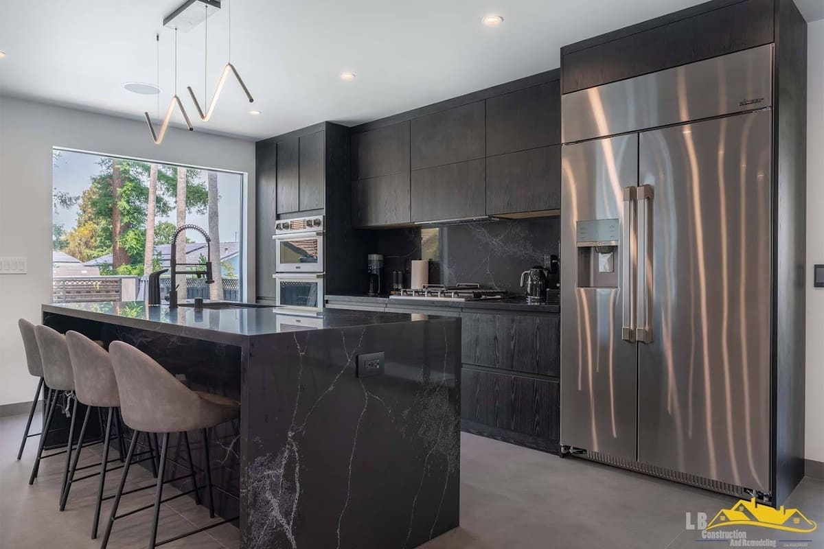 LB Construction & Remodeling