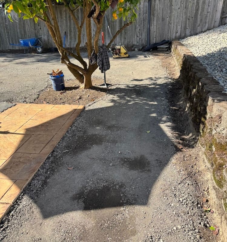 Ledezma Landscaping Llc