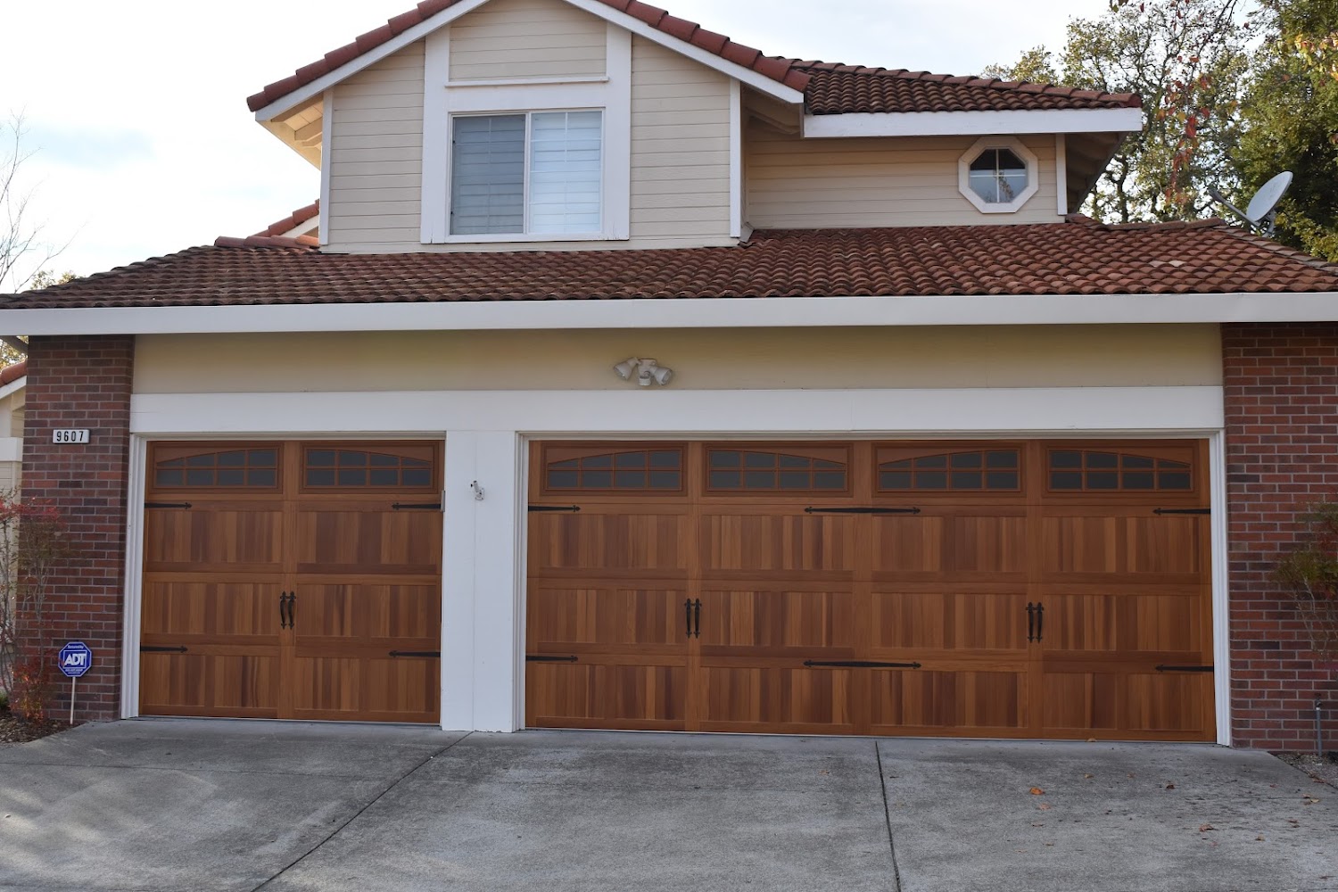LF Garage Doors