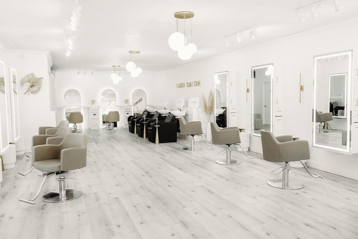Lush Salon