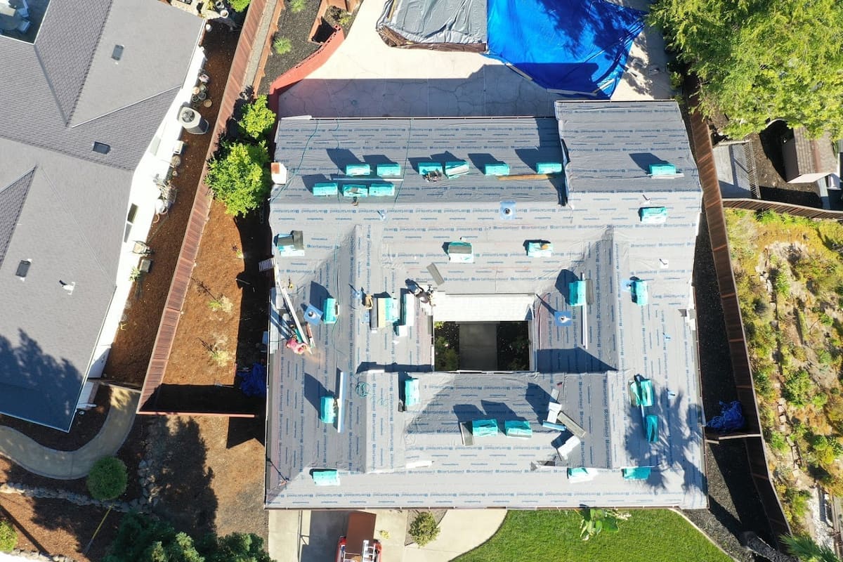 Moctezuma Roofing