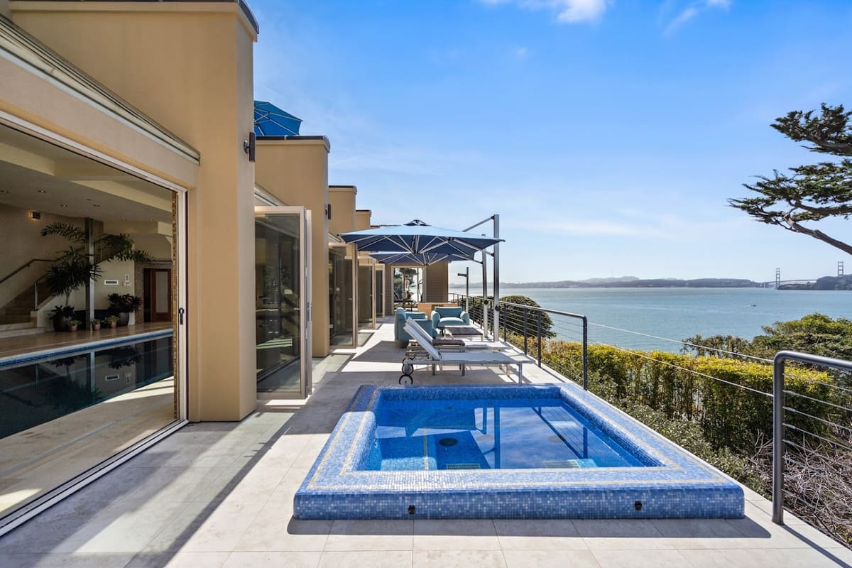 Monica Costa, Realtor® • Engel & Völkers