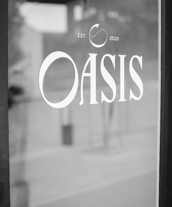 Oasis At The River Room Salon