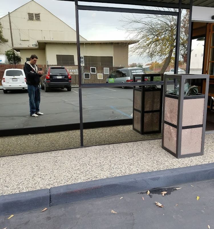 Paul's Glass Co