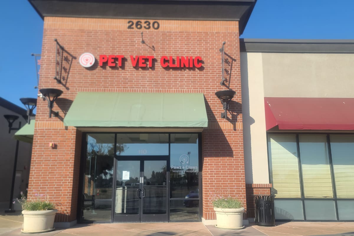 Paws and Claws Veterinary Hospital
