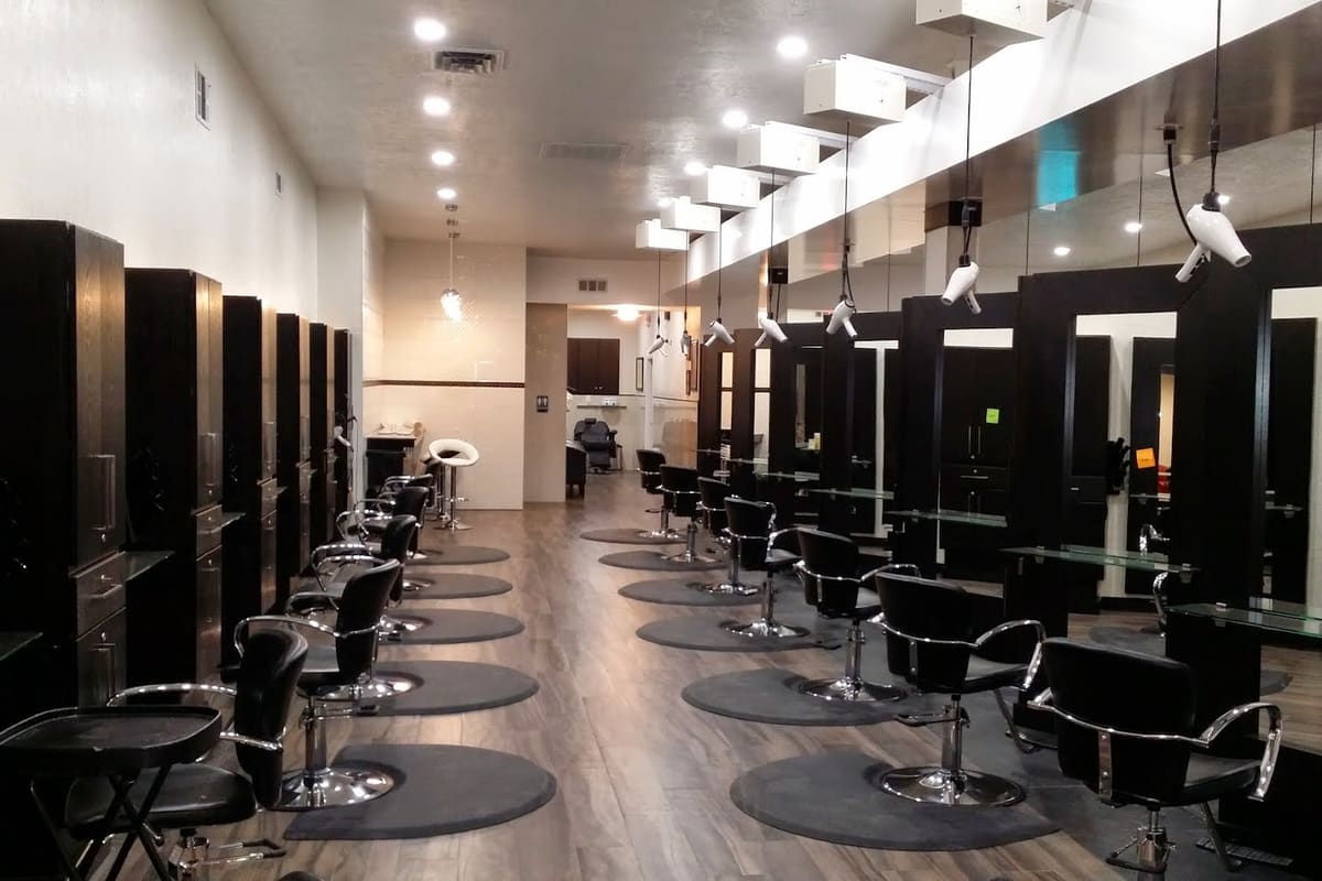 POMP Salon