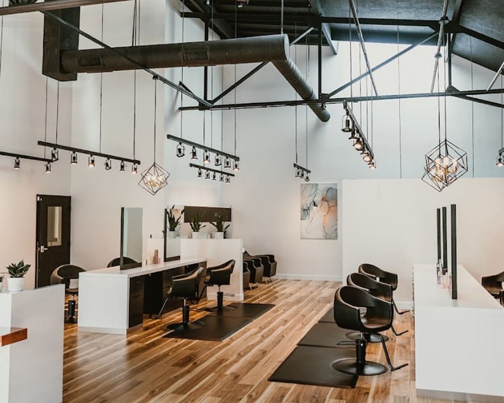 POMPA SALON