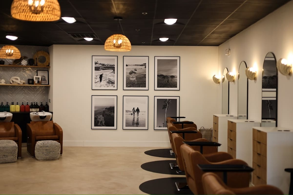 Poppy & Pearl Salon