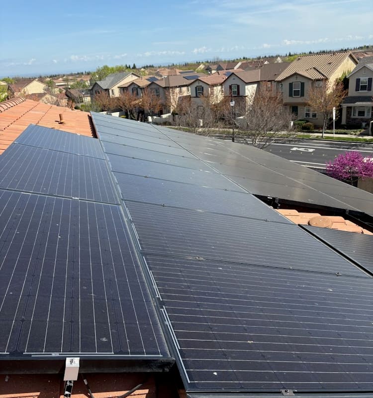 Premium Solar Cleaning