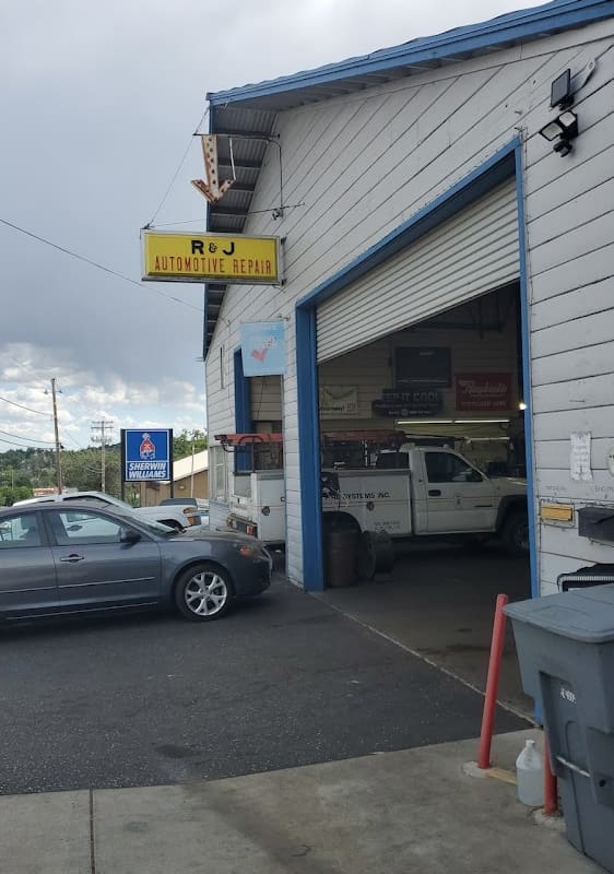 R & J Automotive