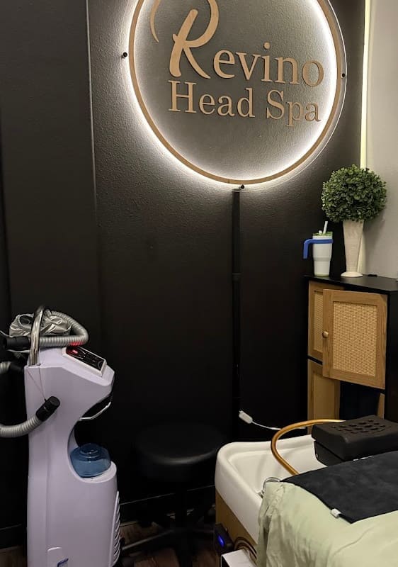 Revino Head Spa