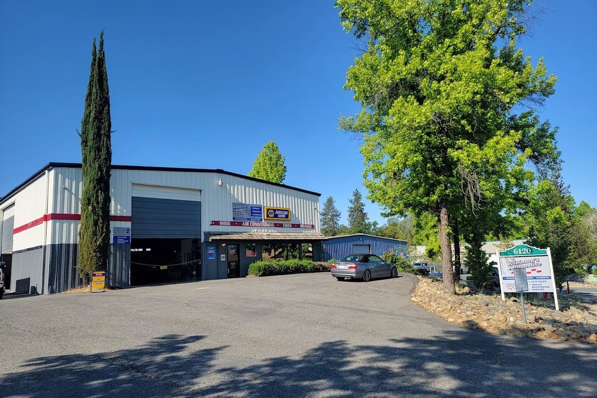 Robinson's Automotive Inc