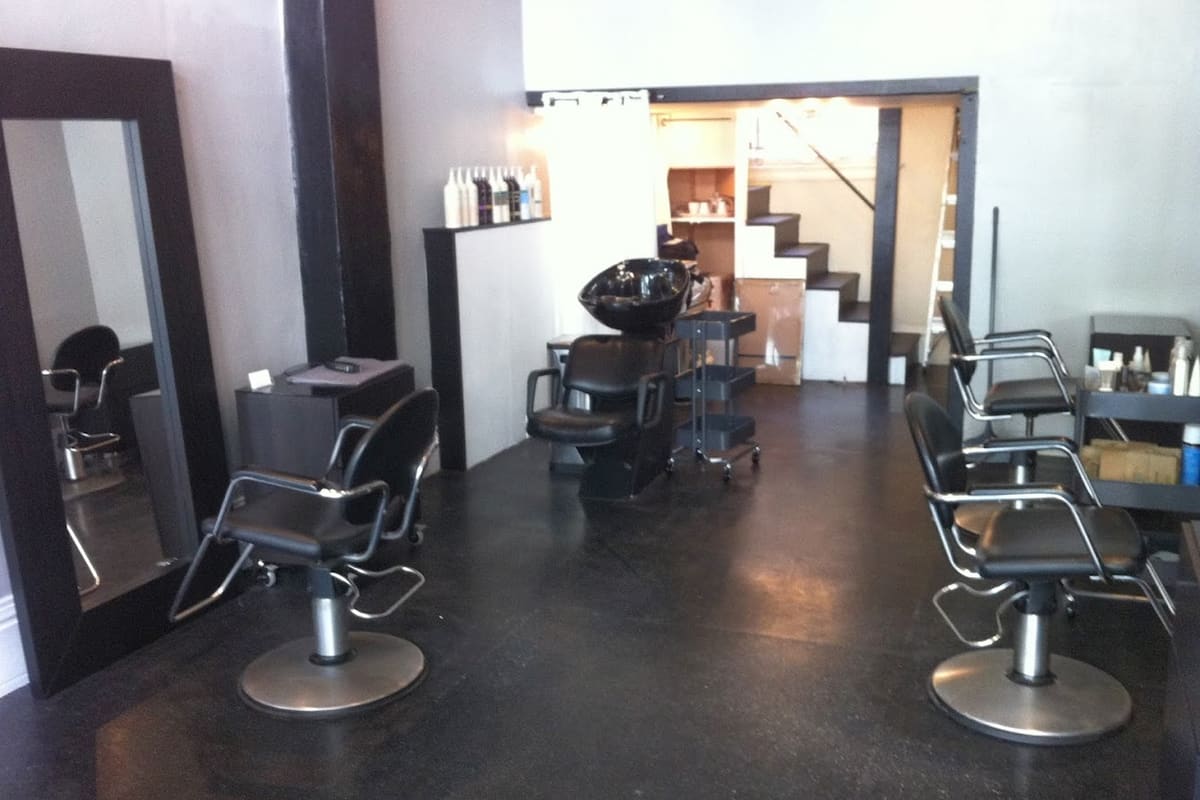 Salana Hair Studio