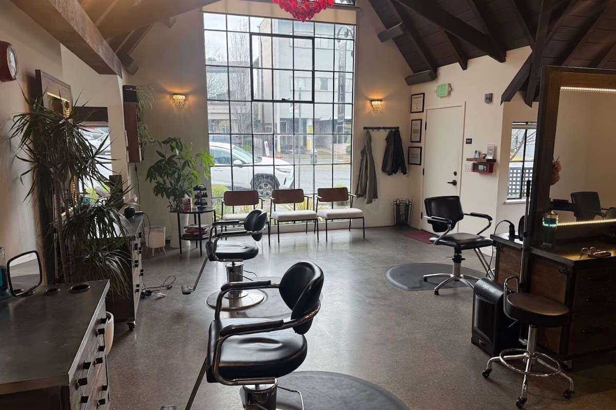 Scarlet Salon Berkeley