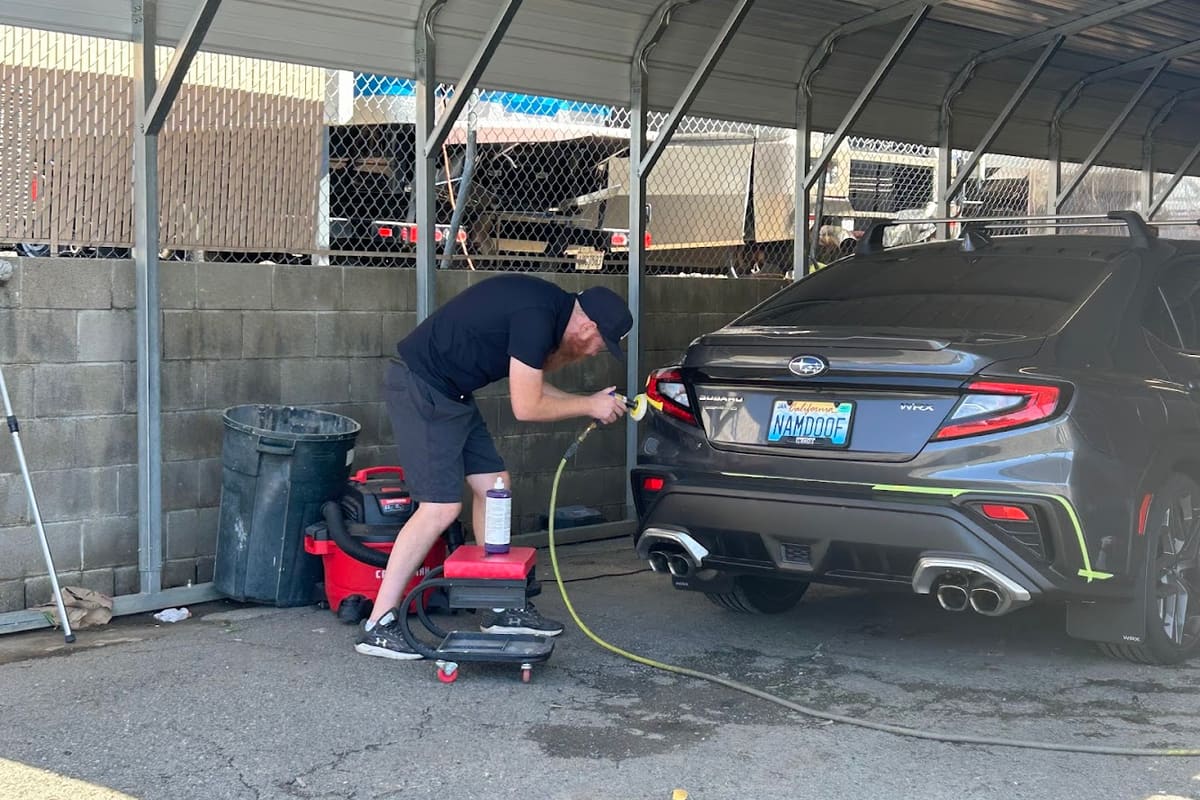 Solis Collision Center