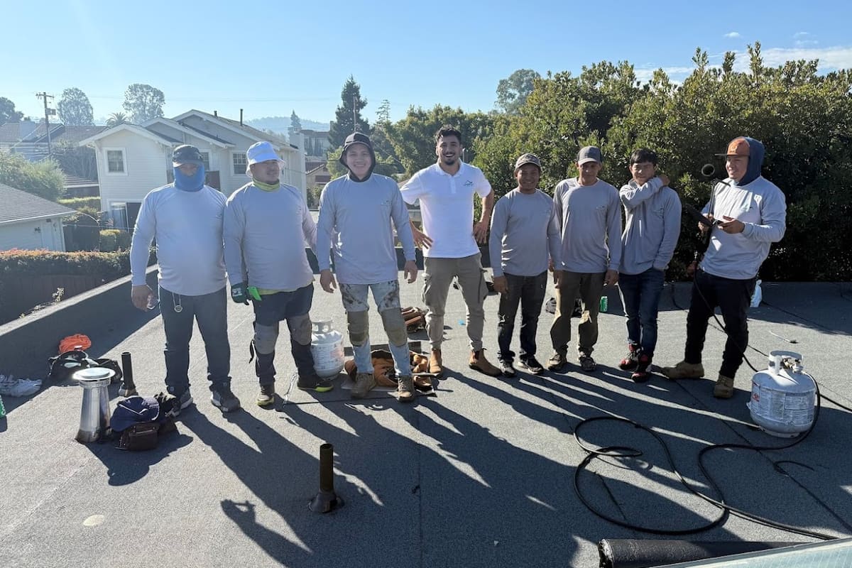 Spotlight Roofing Inc