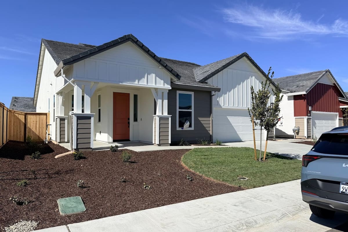 The MORE Real Estate Group