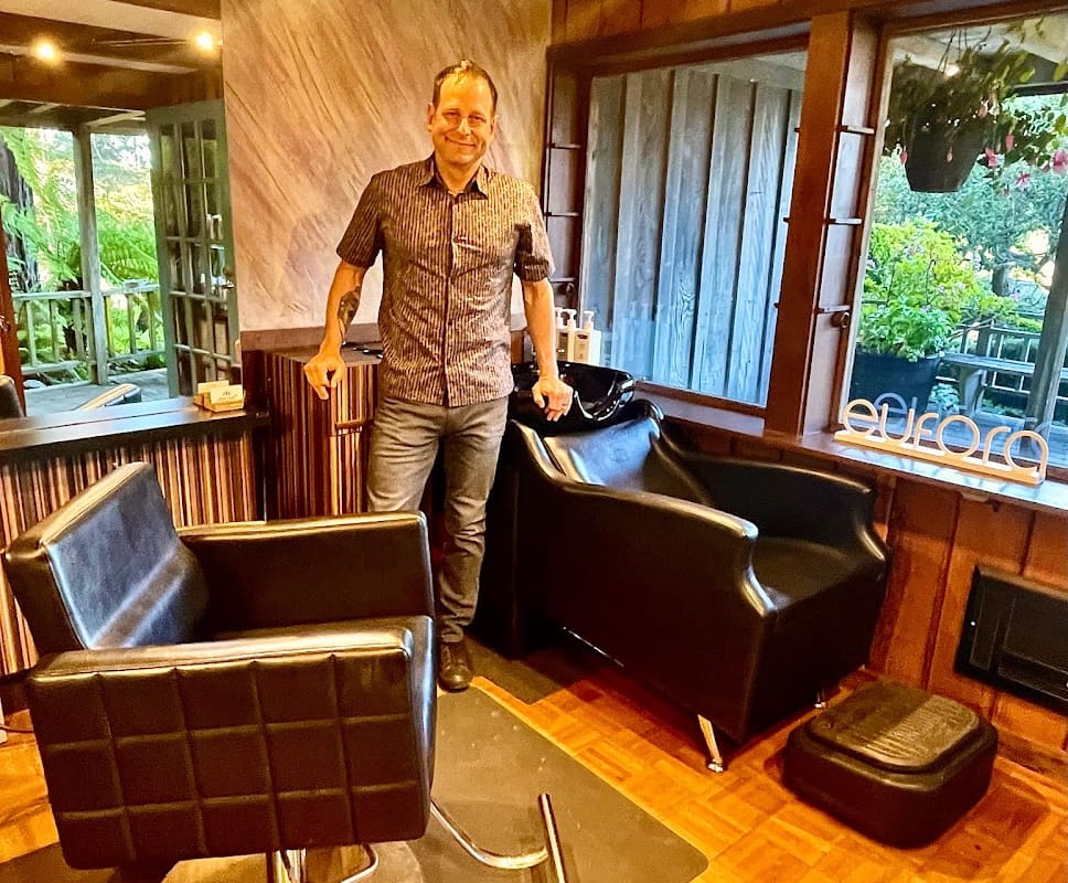 The Salon at Rendezvous
