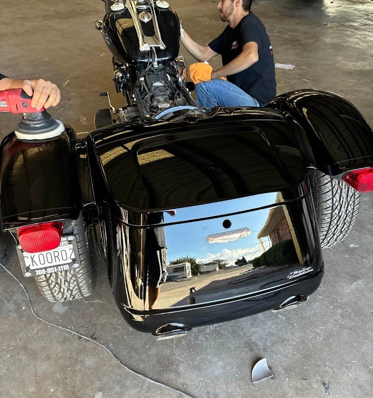 Vigiani's Auto Body & Paint