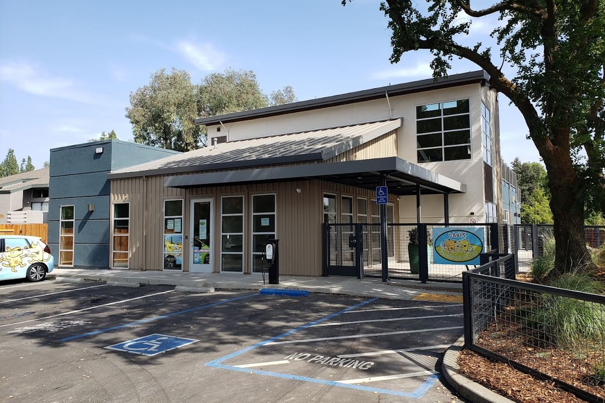 West Davis Veterinary Center