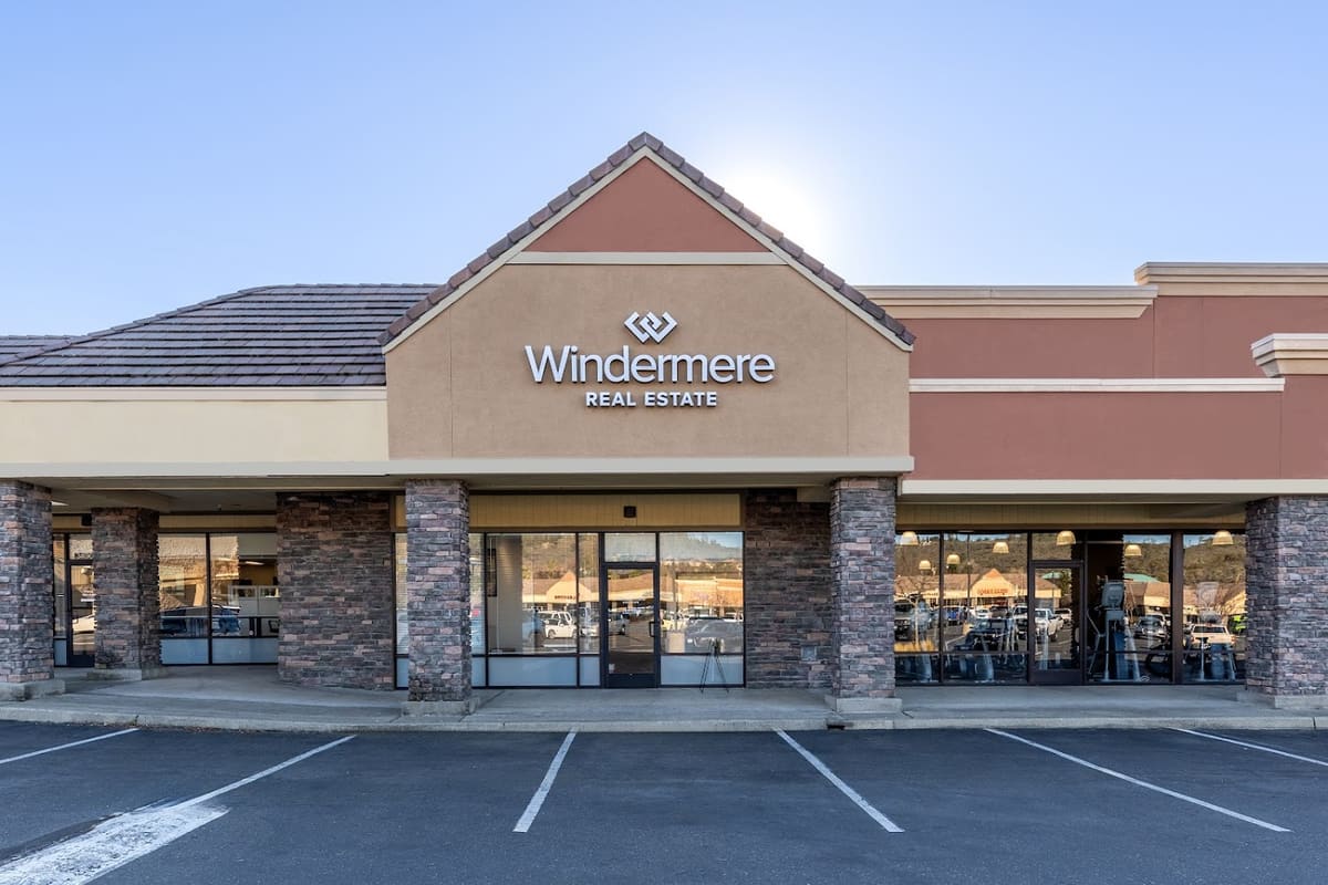 Windermere Signature Properites - Cameron Park