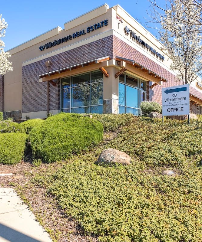 Windermere Signature Properties - Auburn