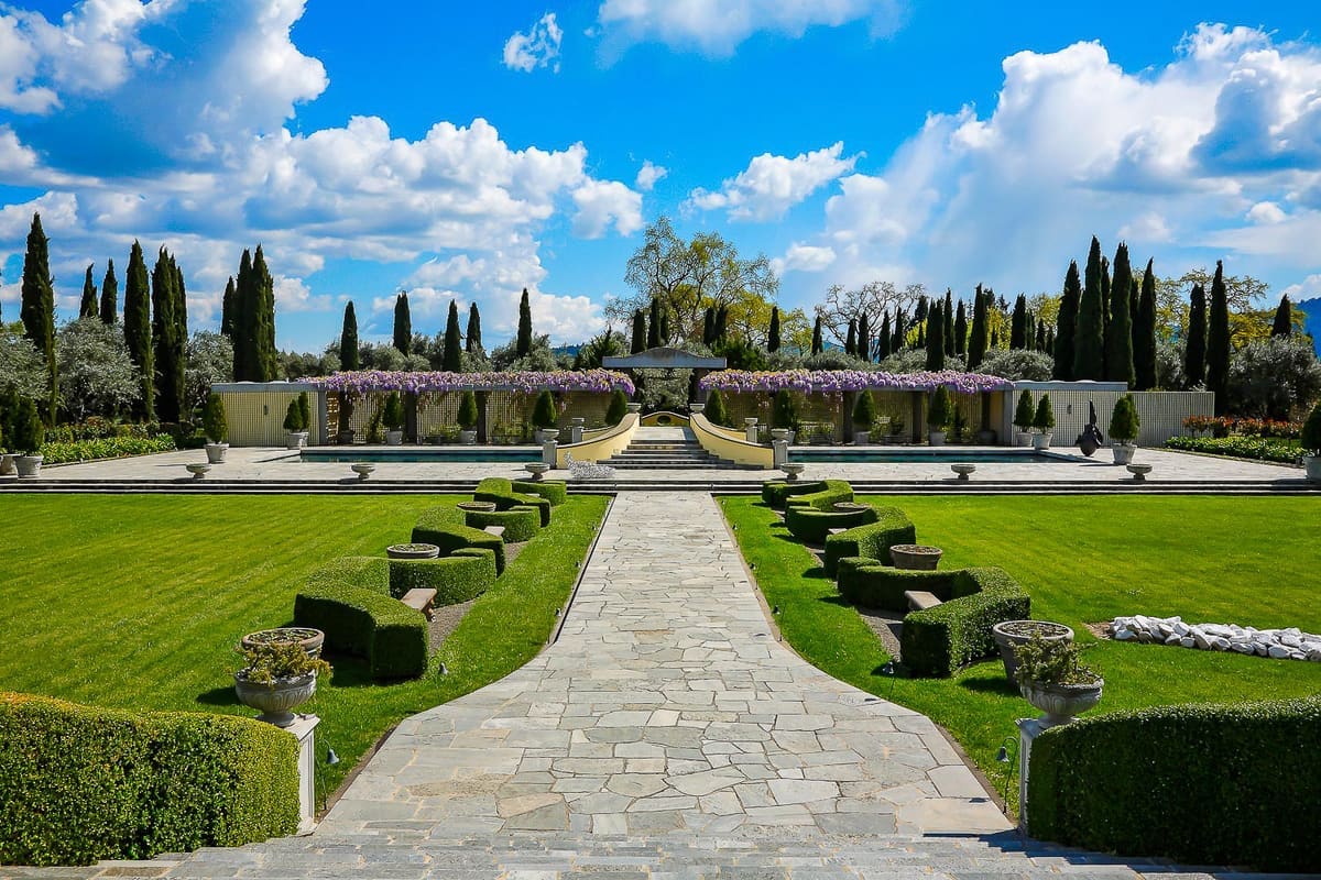Yvonne Rich - Napa Valley Luxury Real Estate